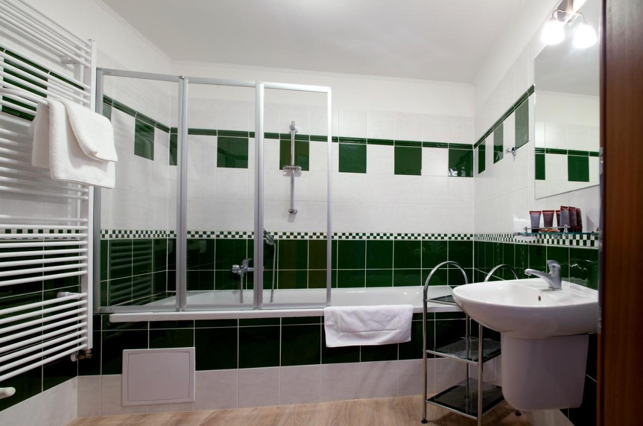Wellness Hotel Ida Františkovy Lázně Zewnętrze zdjęcie